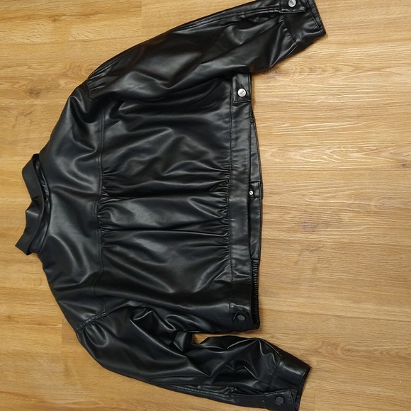 DKNY, black faux leather jacket, size 2X, cropped, button up, NWT, womens - Picture 4 of 10